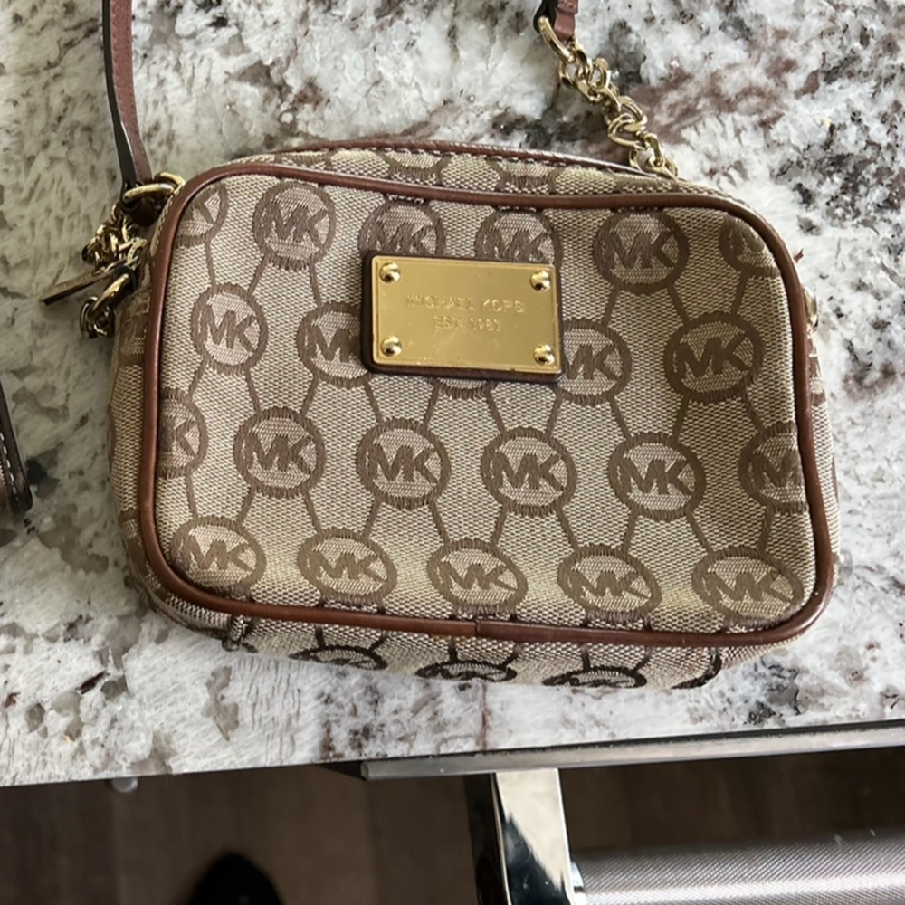 Brown Michael Kors crossbody